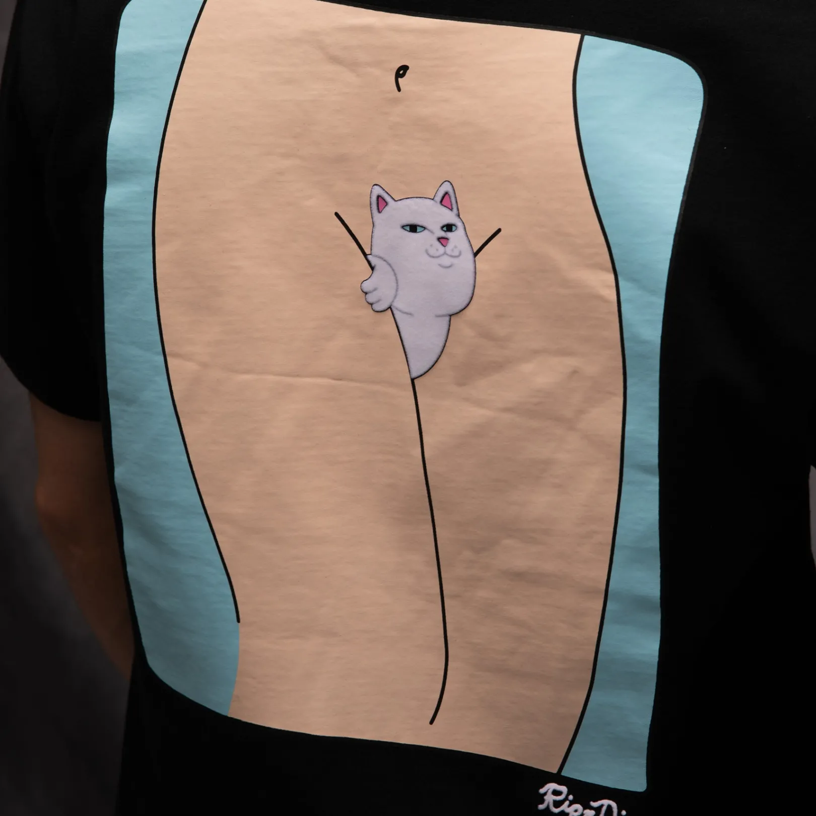 artemis_pocket_tee_black_oz_3-1.webp Artemis Pocket Tee (Black) 7.5oz<Ripndip Outlet